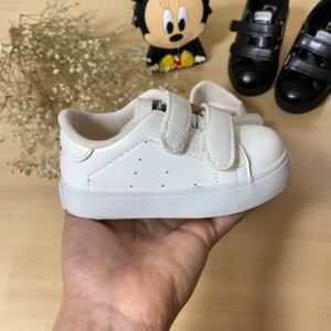 ونس سفید و مشکی