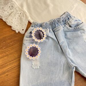 شورتک جین روشن