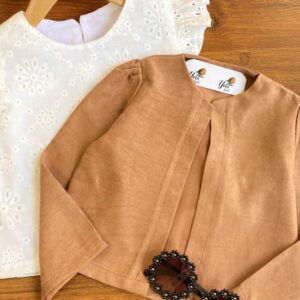 سه تیکه قهوه ای