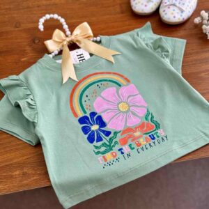 کراپ گل و رنگین کمان