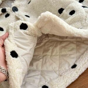 کاپشن خال خالی