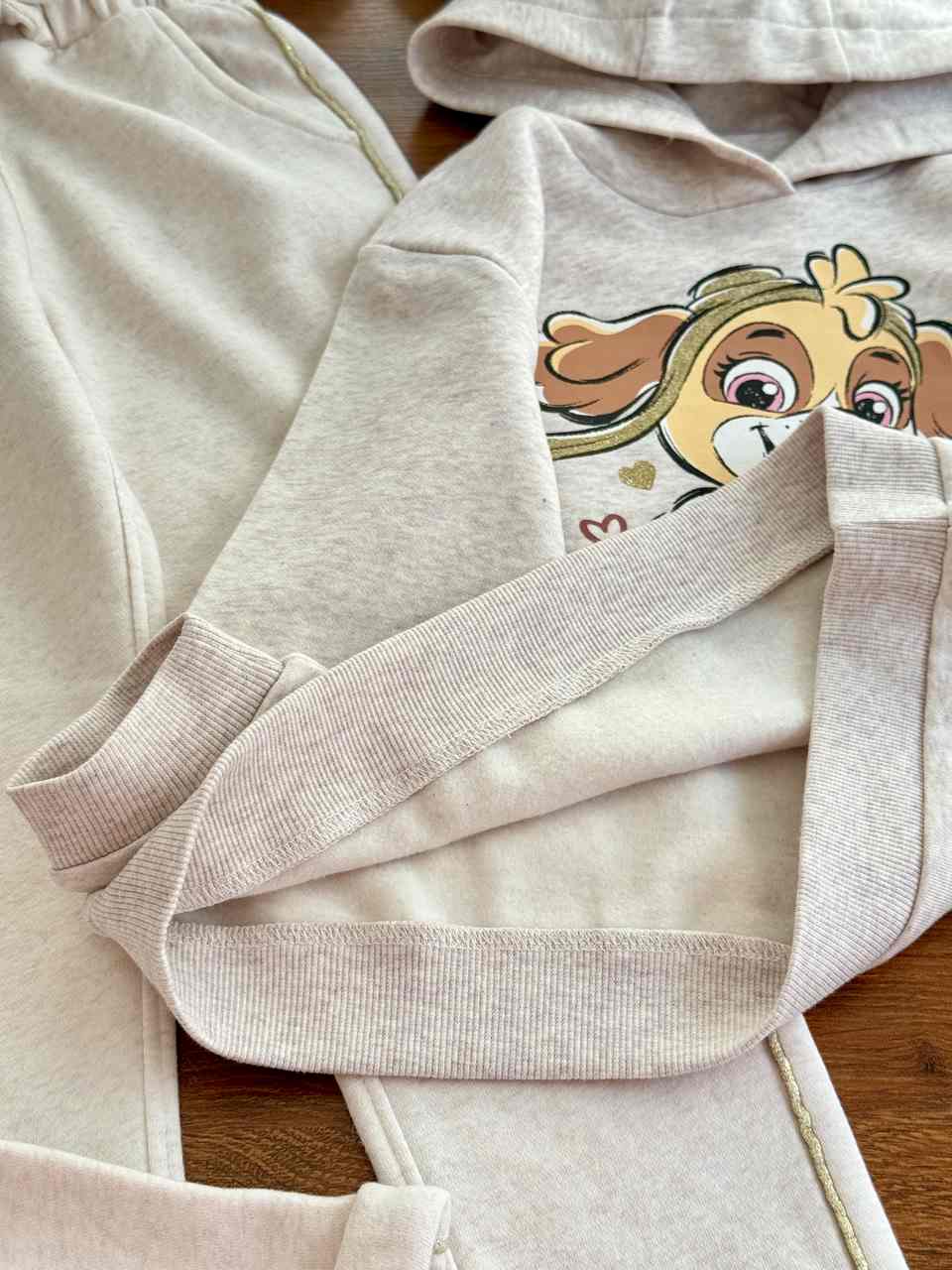 هودی C&A - Image 3